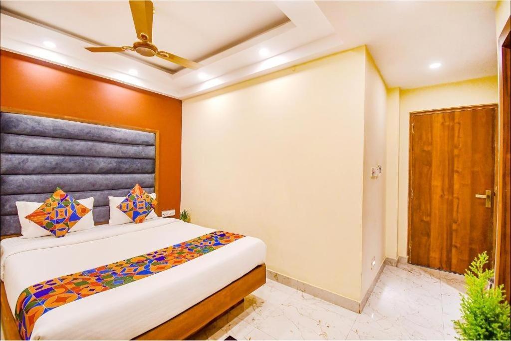 Hotel Aqua Tulip Kolkata Luaran gambar