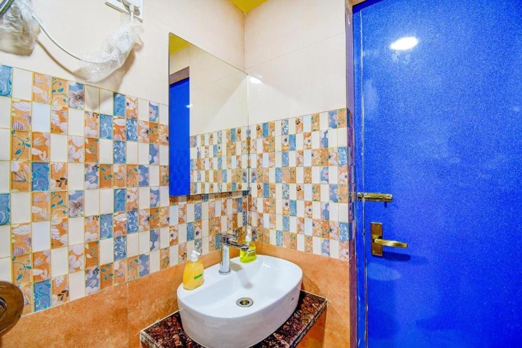 Hotel Aqua Tulip Kolkata Luaran gambar