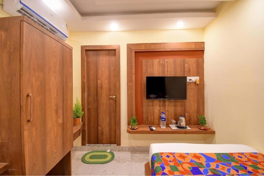 Hotel Aqua Tulip Kolkata Luaran gambar